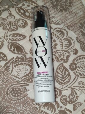 Color Wow Raise The Root Thicken + Lift Spray in White